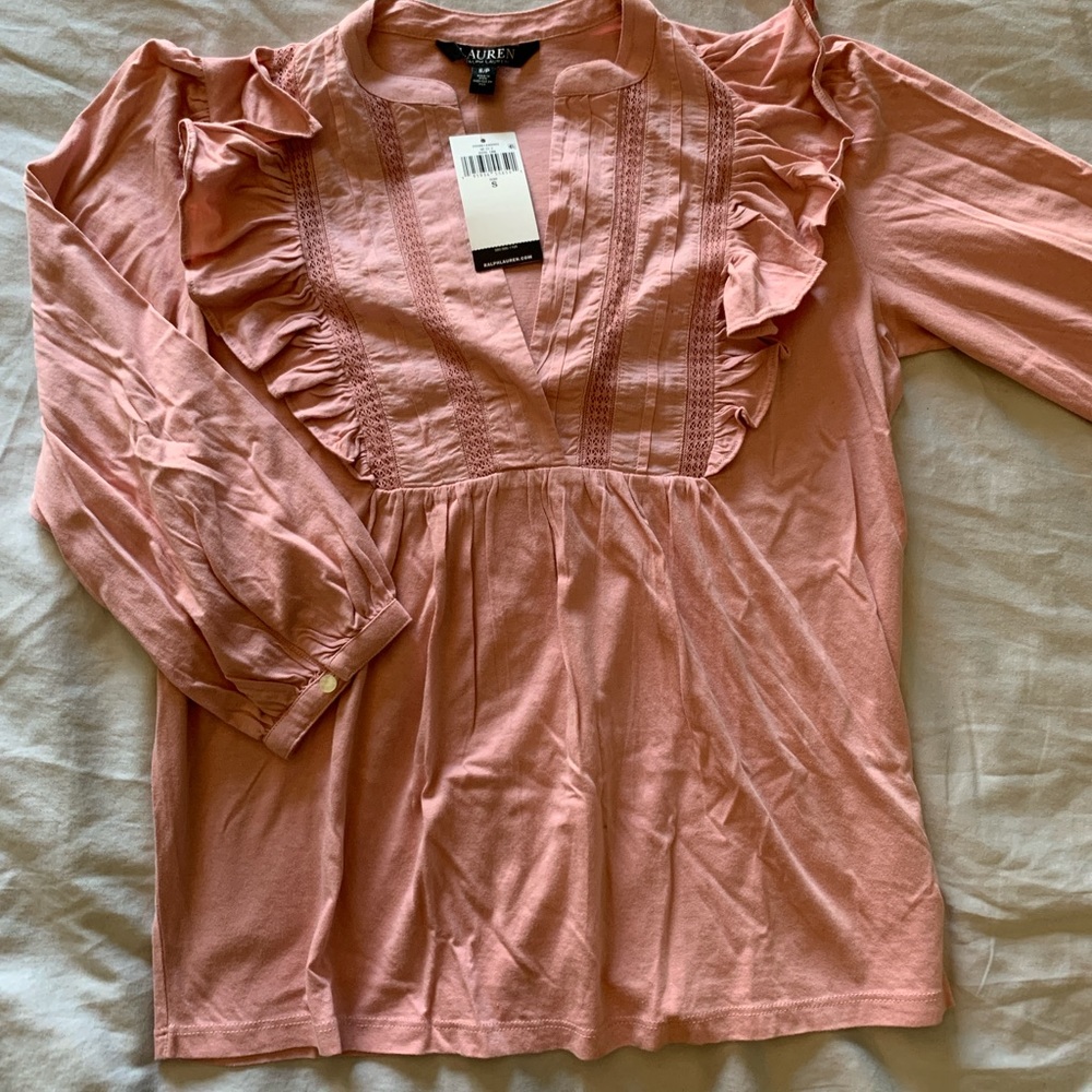 Pink blouse with ruched collar 🎀